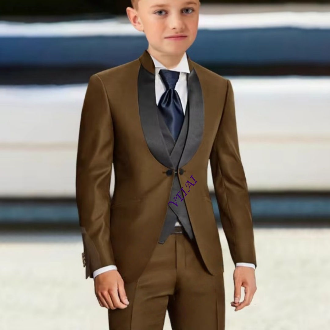 Ein dreiteiliger Anzug für Jun – Mens Formal Bewertung und Preis